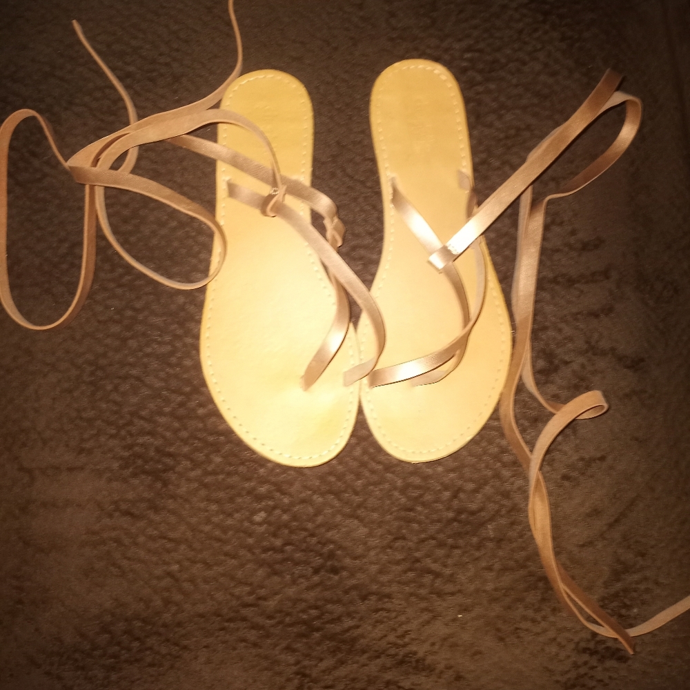 Loke new sandals